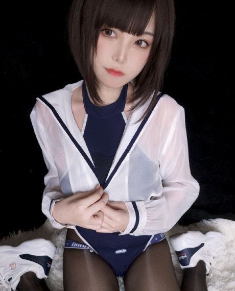去男朋友宿舍被室友4P-院线影视大全在线观看