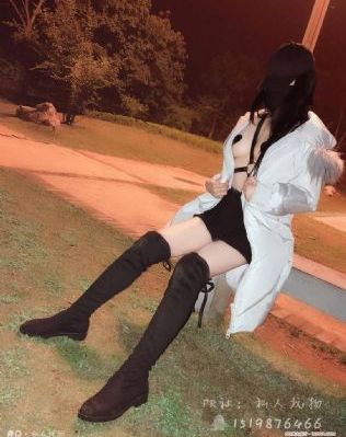 厨房抬起月月的腿月月是小名-免费韩剧在线影院观看